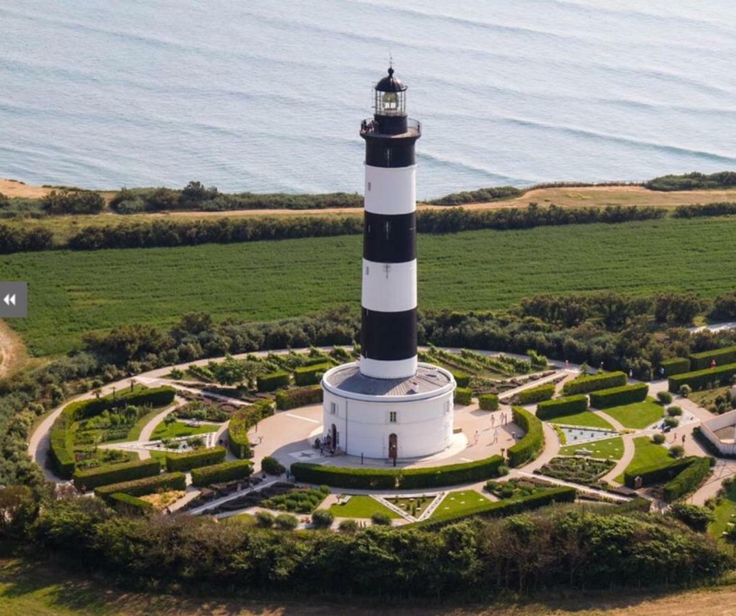 Вилла Escale A L'Ile D'Oleron Ле-Шато-д'Олерон Экстерьер фото